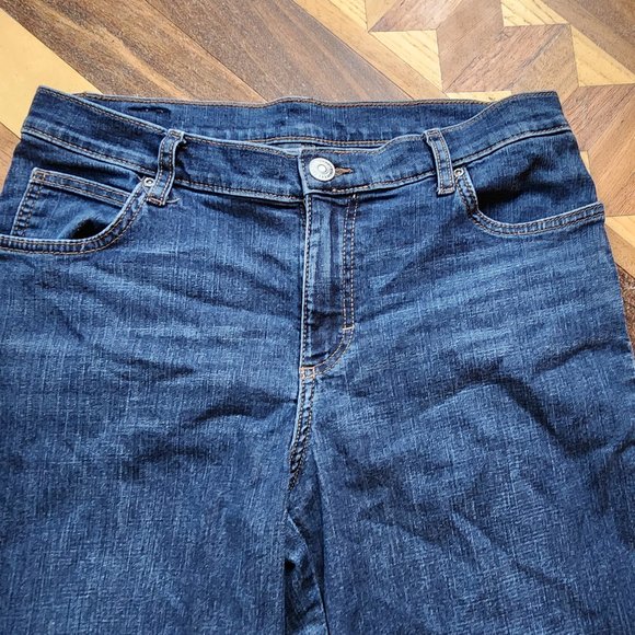 Lee Dark Wash Boot Cut Jeans Size 8 Short - Picture 5 of 14